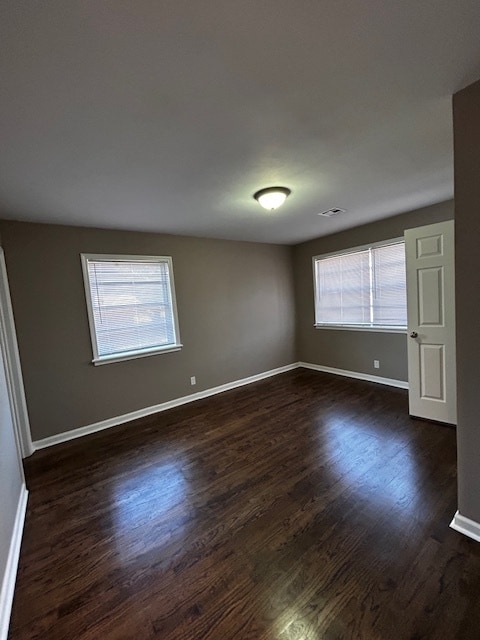 Photo - 4530 E 49th St