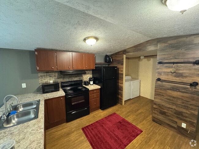 Building Photo - 871 Fairgarden Cir Rental