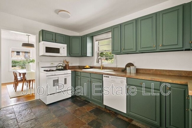 Photo - 2855 Monticello Pl