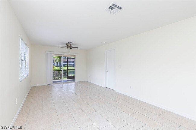 5343 Treetops Dr Unit S101