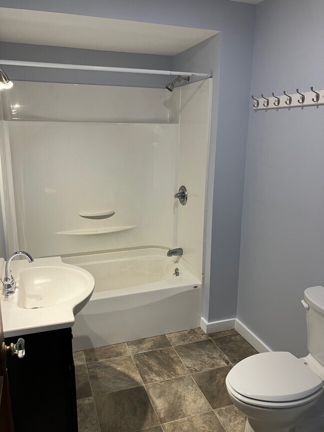 Photo - 375 Hadley Rd