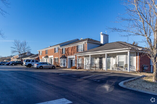 Photo - Hickory Hills Condominiums