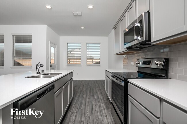 Photo - 5213 Idlewood Trail