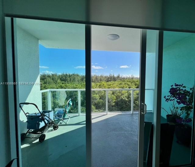 Photo - 14951 Royal Oaks Ln Unit 505