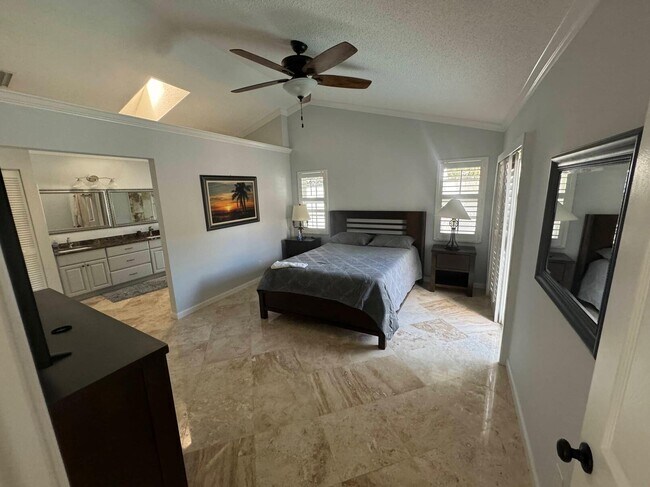 Photo - 14 Brighton Ct