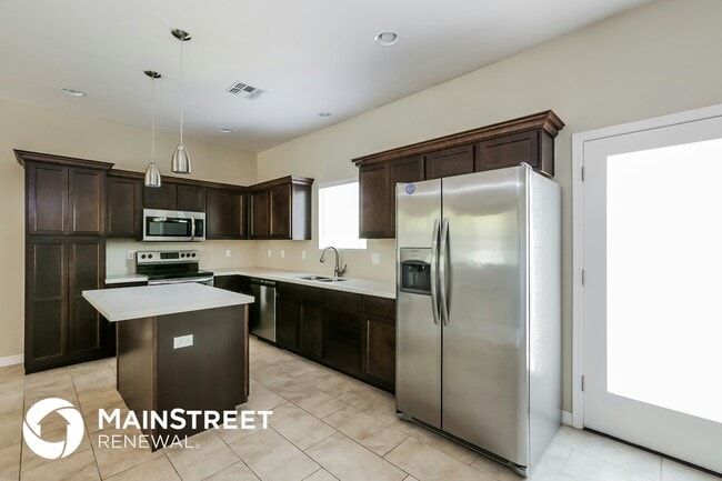 Photo - 2000 N 36th St