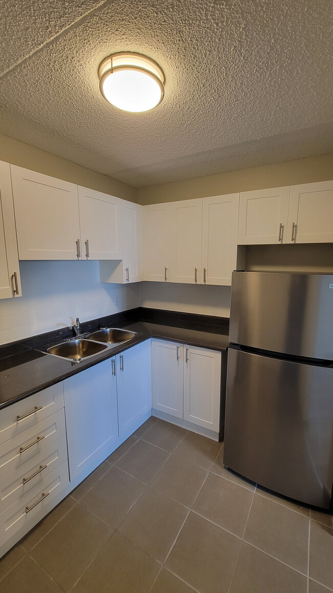 Building Photo - 5 Spring St Unit 312