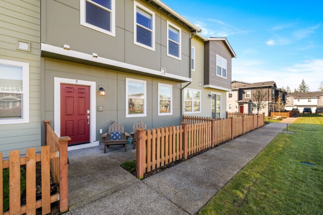 Photo - 13157 175th Ave E