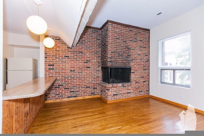 Photo - 877 W Lill Ave Unit D2