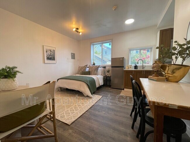 Photo - 45 St Paul St W Unit Suite 4