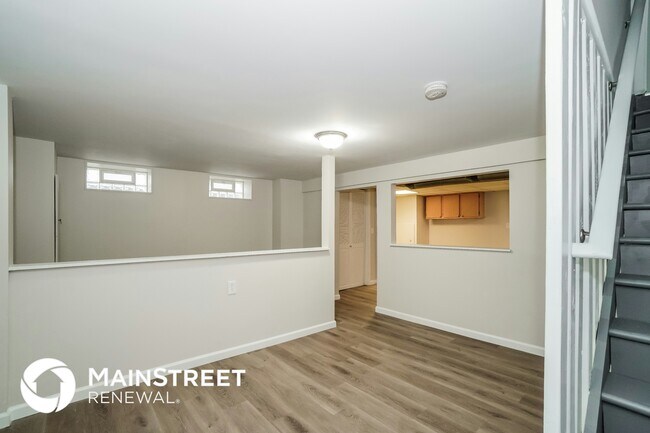 Photo - 4895 Canal Cove Way