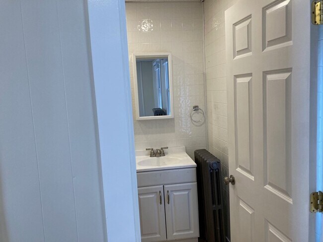 Photo - 64 Gray St Unit 3