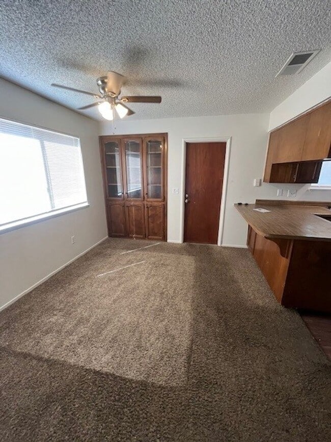 Photo - 1036 S Noyes Ct