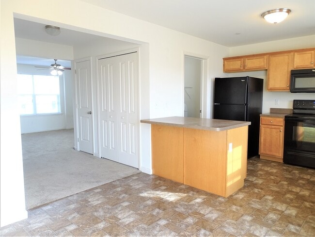 Photo - 126 Wheatstone Ln