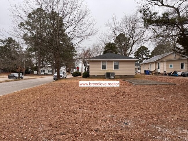 Photo - 800 Randolph St S