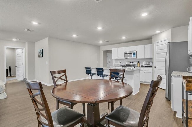 Photo - 1088 Burlington Pass Dr