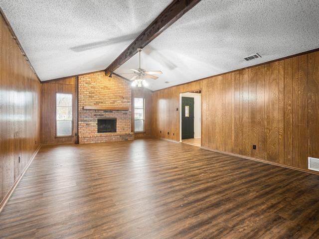 Photo - 1104 Terry Way