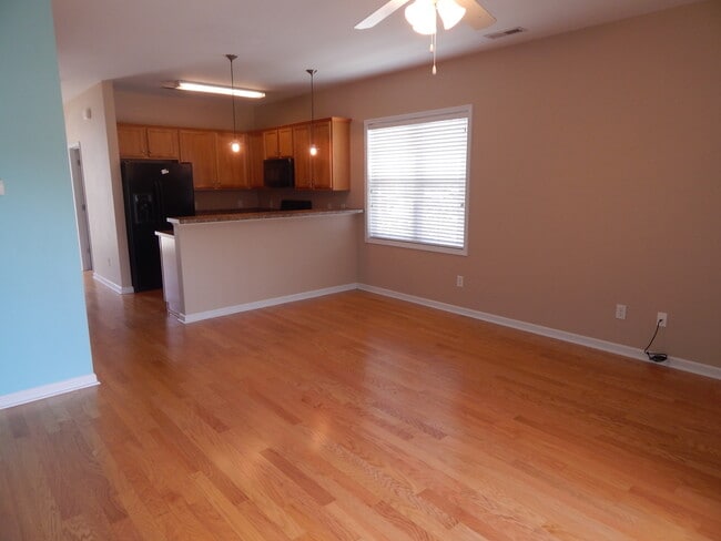 Photo - End Unit 3 Bedroom/3 Bath in Saylor's Watc...