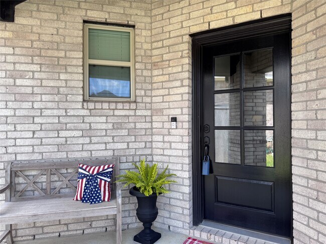 Photo - 31307 Balsam Hawk Ln