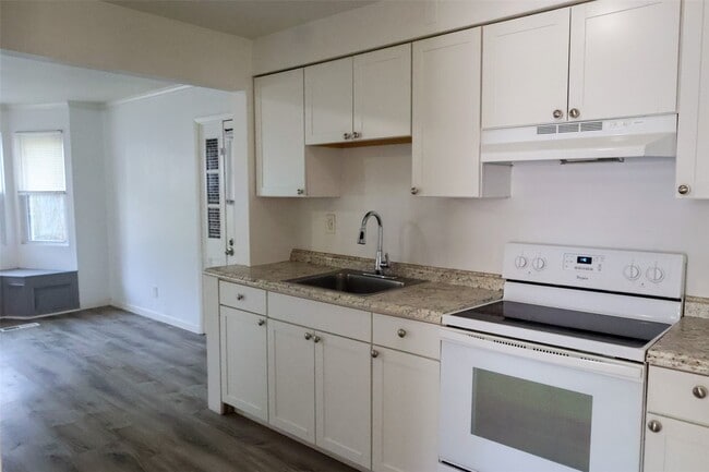 Photo - 10522 Byfield Dr