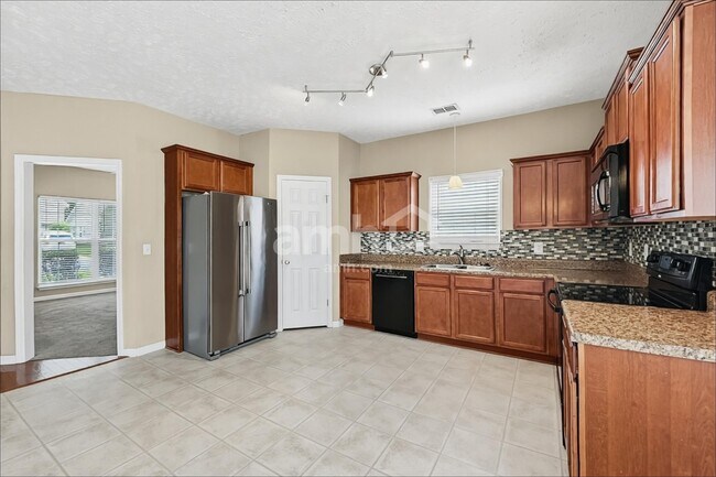 Photo - 620 Buck Cherry Way
