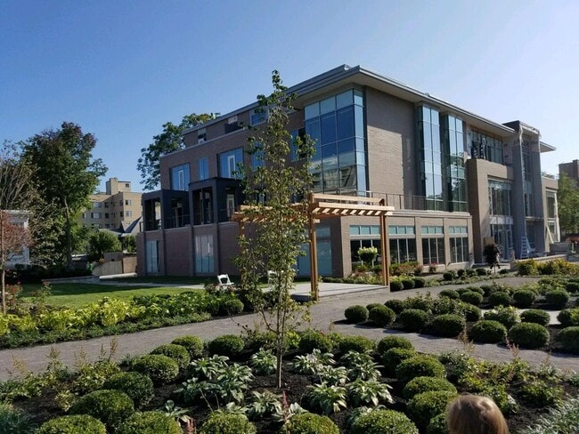 Photo - 600 East Ave Unidad 10