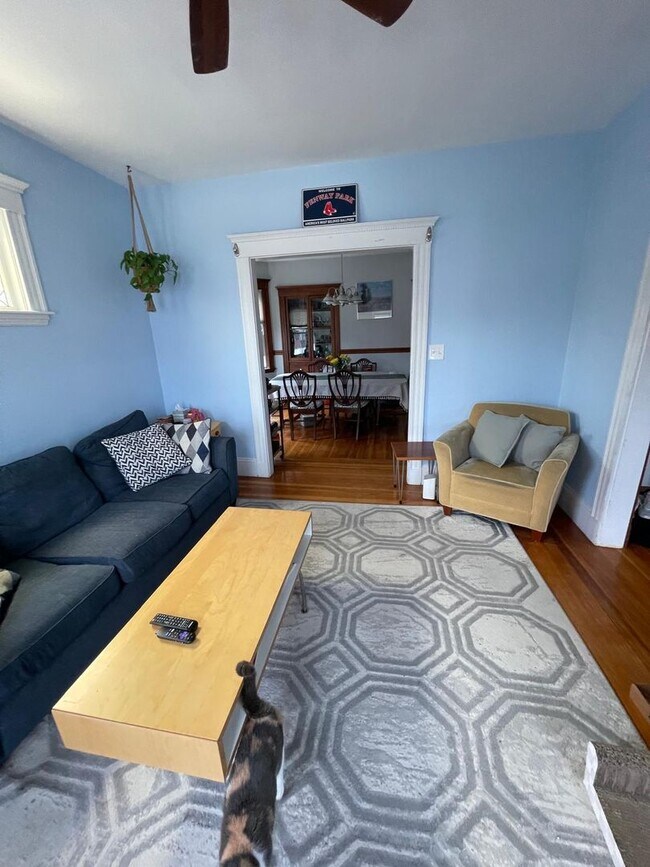 23 Mapleton St