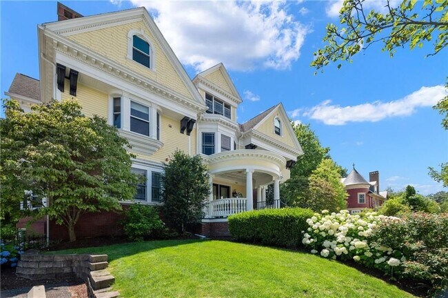 75 Orchard Ave