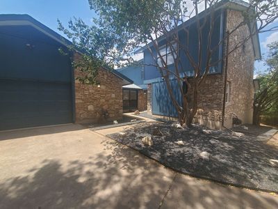 Photo - 9217 Knoll Crest Loop