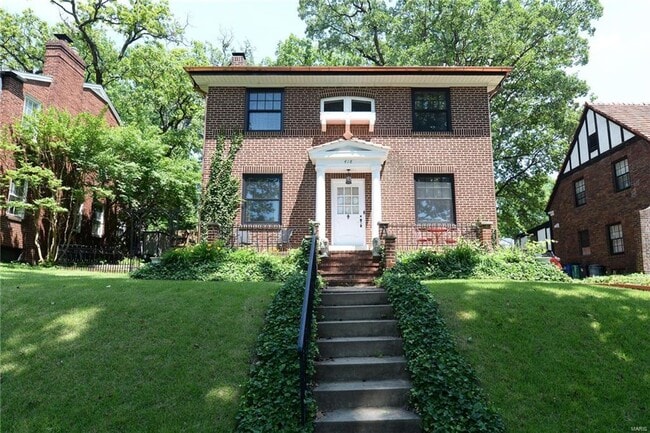 Photo - 418 Carswold Dr