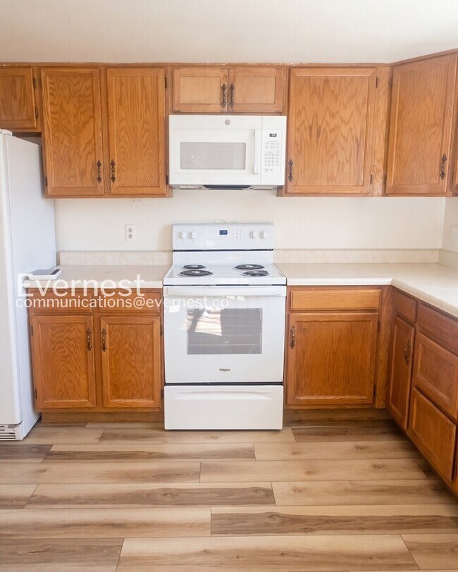 Photo - 4930 Sprangler Dr