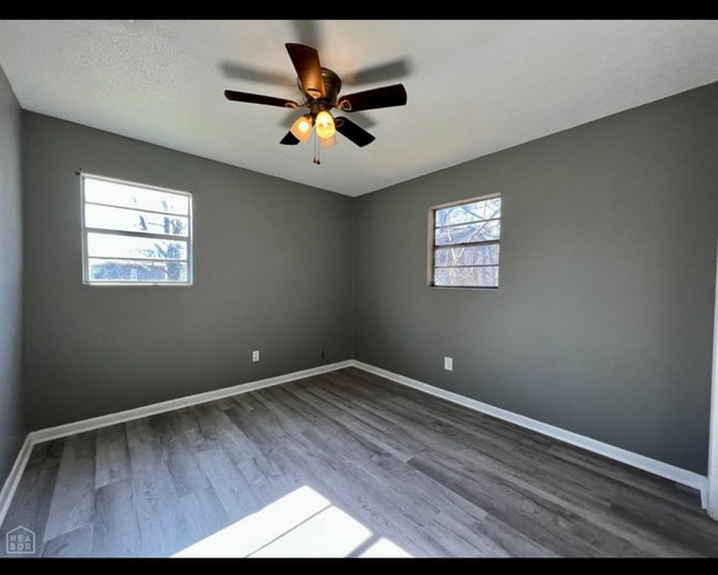 Photo - 3505 Fairview Dr