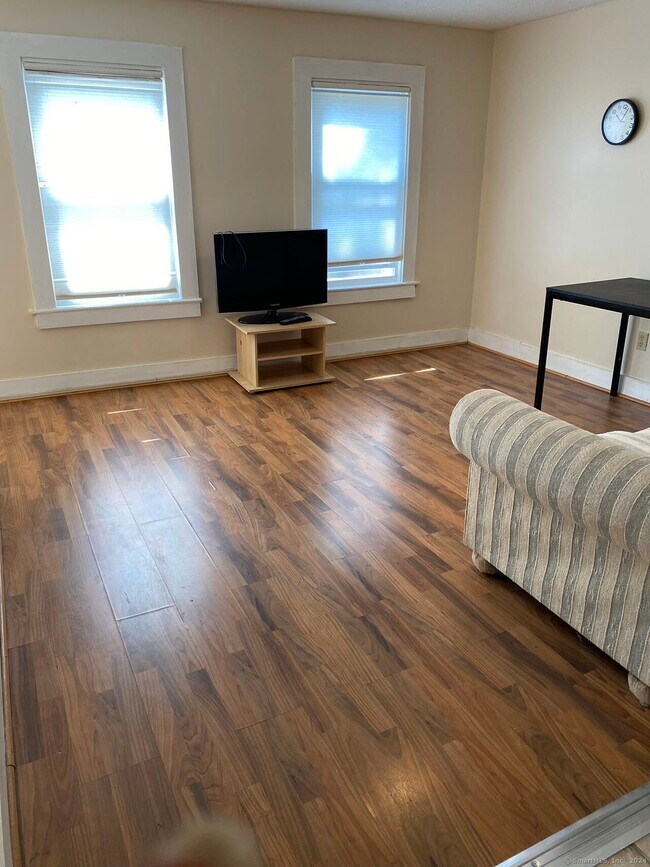 47 Edwards St Apartment Unit 1 New Haven, CT