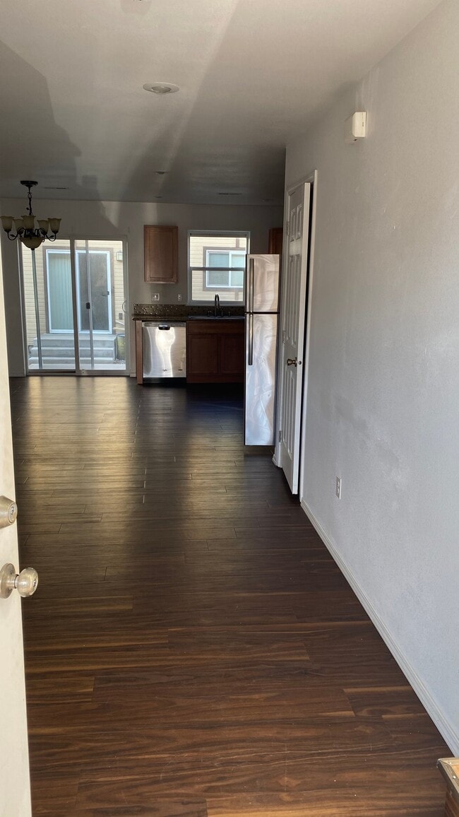 1343 S Monroe St Unit 6