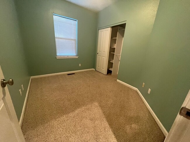 Photo - 2301 NE Mary Rose Pl Unit #2