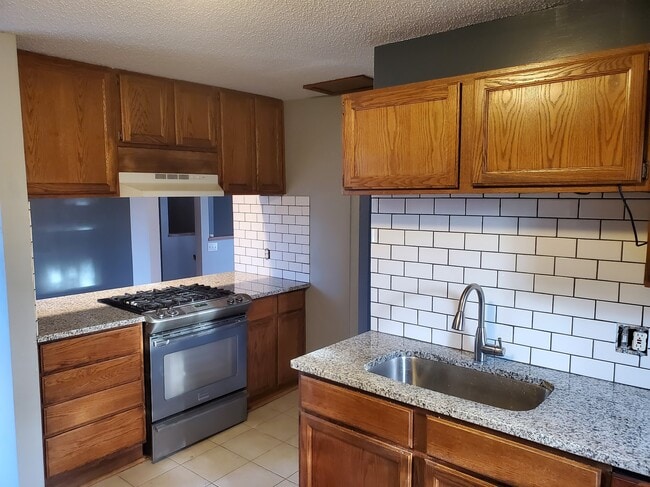 Kitchen - 616 Fillmore st ne