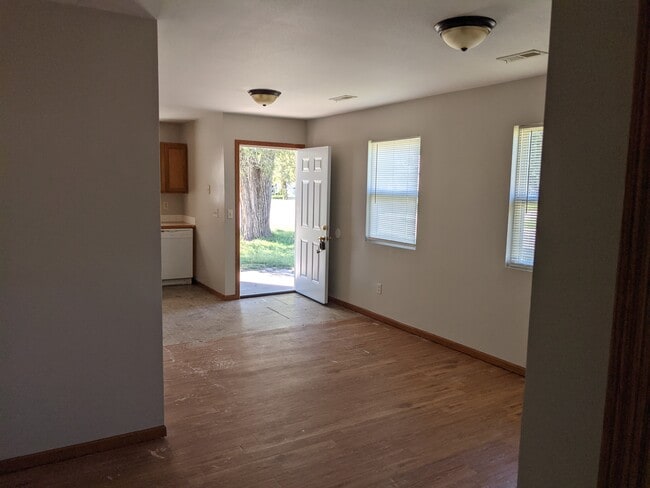 Photo - 1306 S Sedgwick St