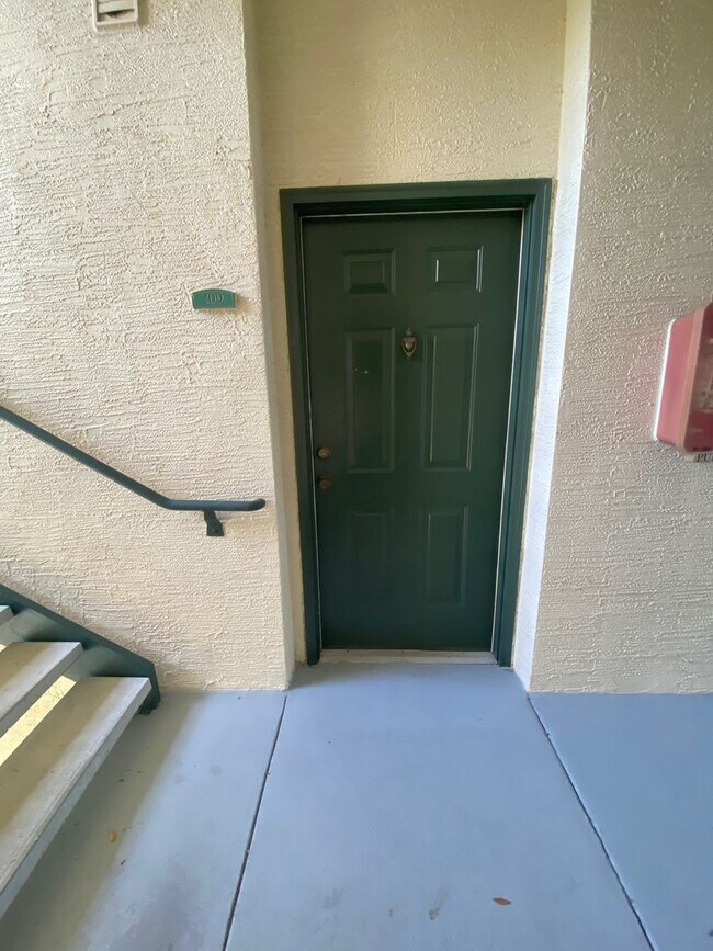 Photo - 11490 Villa Grand Unit 11490 Villa Grand Apt 209