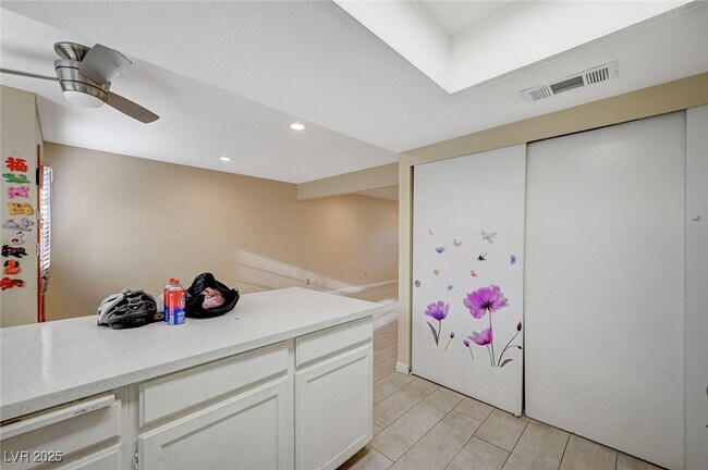 Photo - 5923 Laredo St