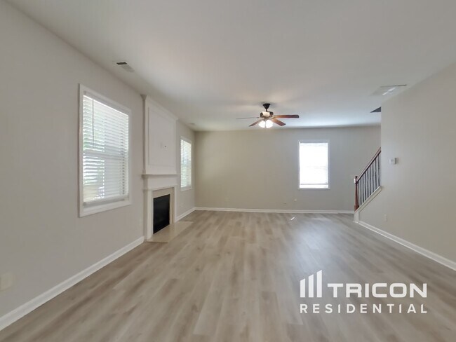 Photo - 4442 Favored Way Union City GA