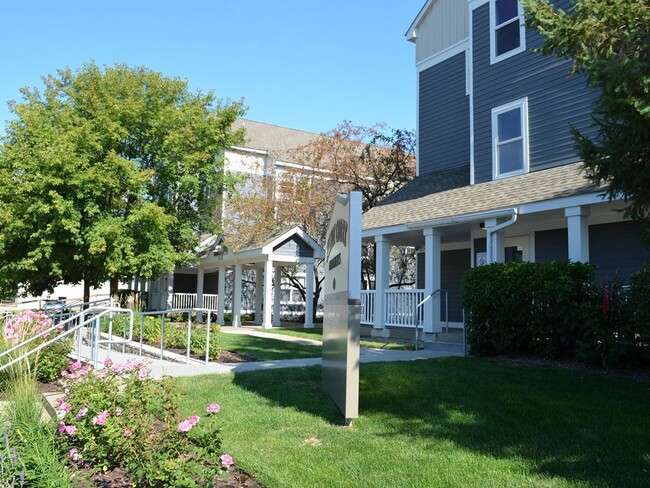 Elliot Court Apartments - Elliot Court Apartments