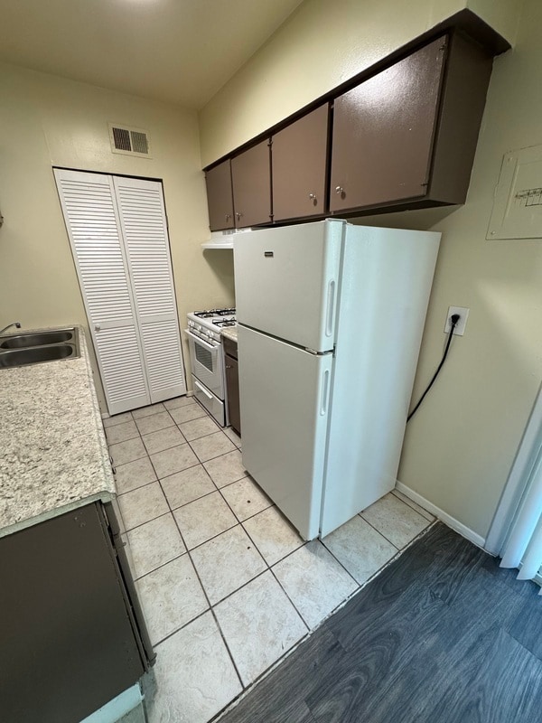 Photo - 1700 Carlisle Ave Unidad 24