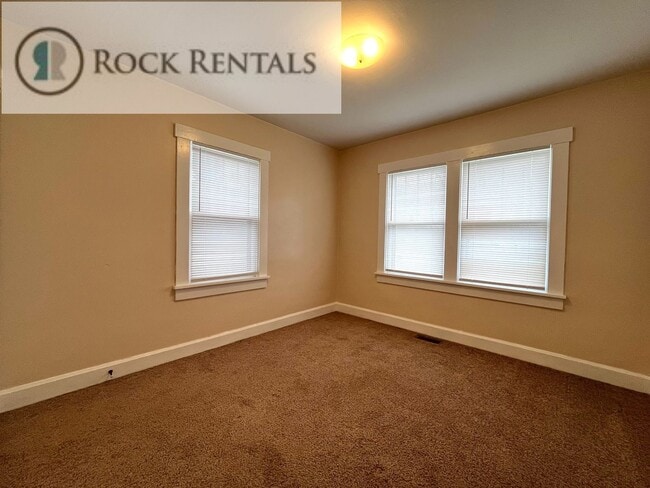 Photo - 2 Bed 1 Bath House in Quiet Neighborhood