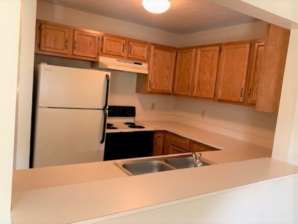 Photo - 2360 Wrens Dr S Unit 1
