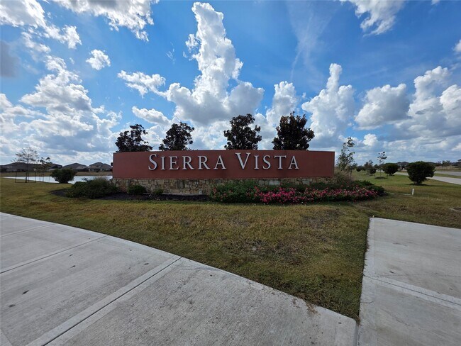 Photo - 1333 Red Hills Dr