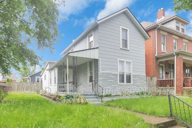Photo - 341 E Markison Ave