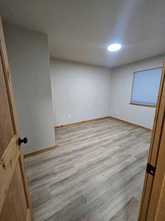 Photo - 1679 Montana Hwy 35 Unidad B