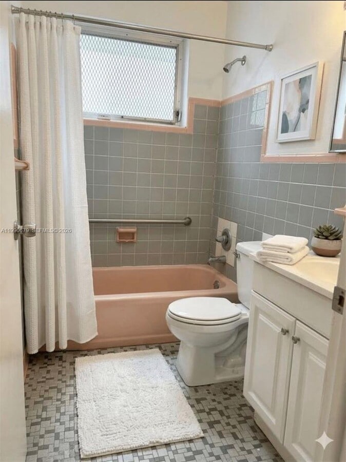 Photo - 934 Meridian Ave Unidad 7