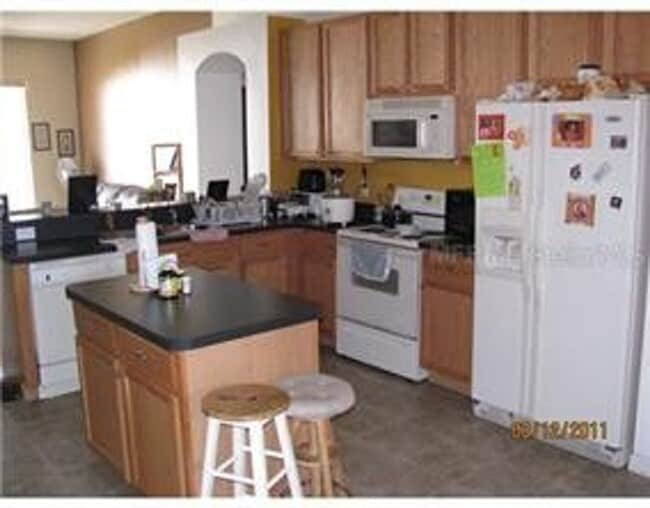 Photo - 136 Grantham Dr