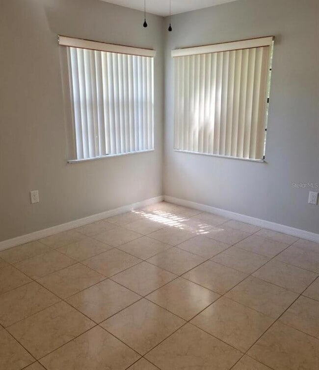 Photo - 781 Squirrel Ct